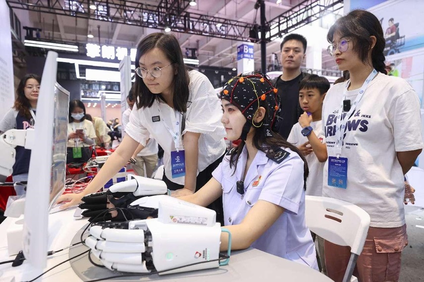 La Chine accélère le développement de la technologie d’interface cerveau-ordinateur