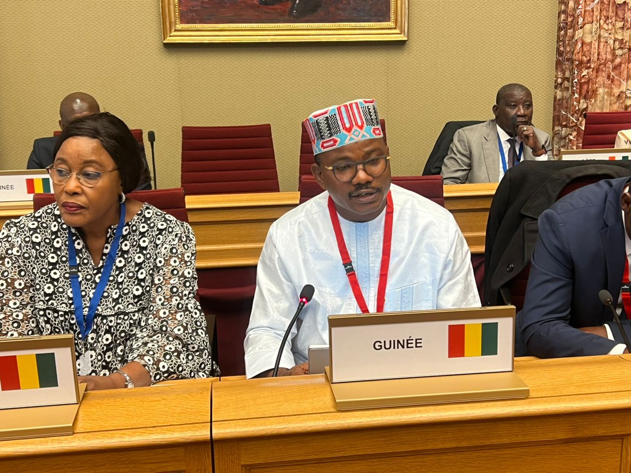 Diplomatie: Dr Dansa sublime l’image de la Guinée devant les parlementaires de la Francophonie