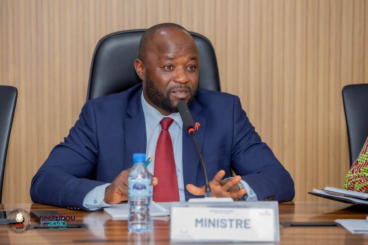 Noël sous tension : quand le mot « prophète » enflamme la toile et met le ministère du Travail au cœur d’une polémique religieuse