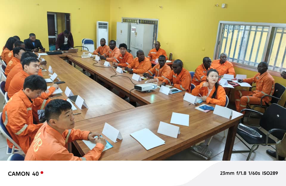 Boké: le Consortium SMB-Winning initie ses employés à la culture guinéenne en milieu professionnel