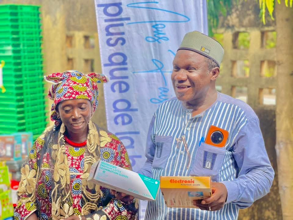 Développement local : à Bok, la CBG et le CECI outillent 23 GIE pour booster la transformation agro-alimentaire et l’apiculture