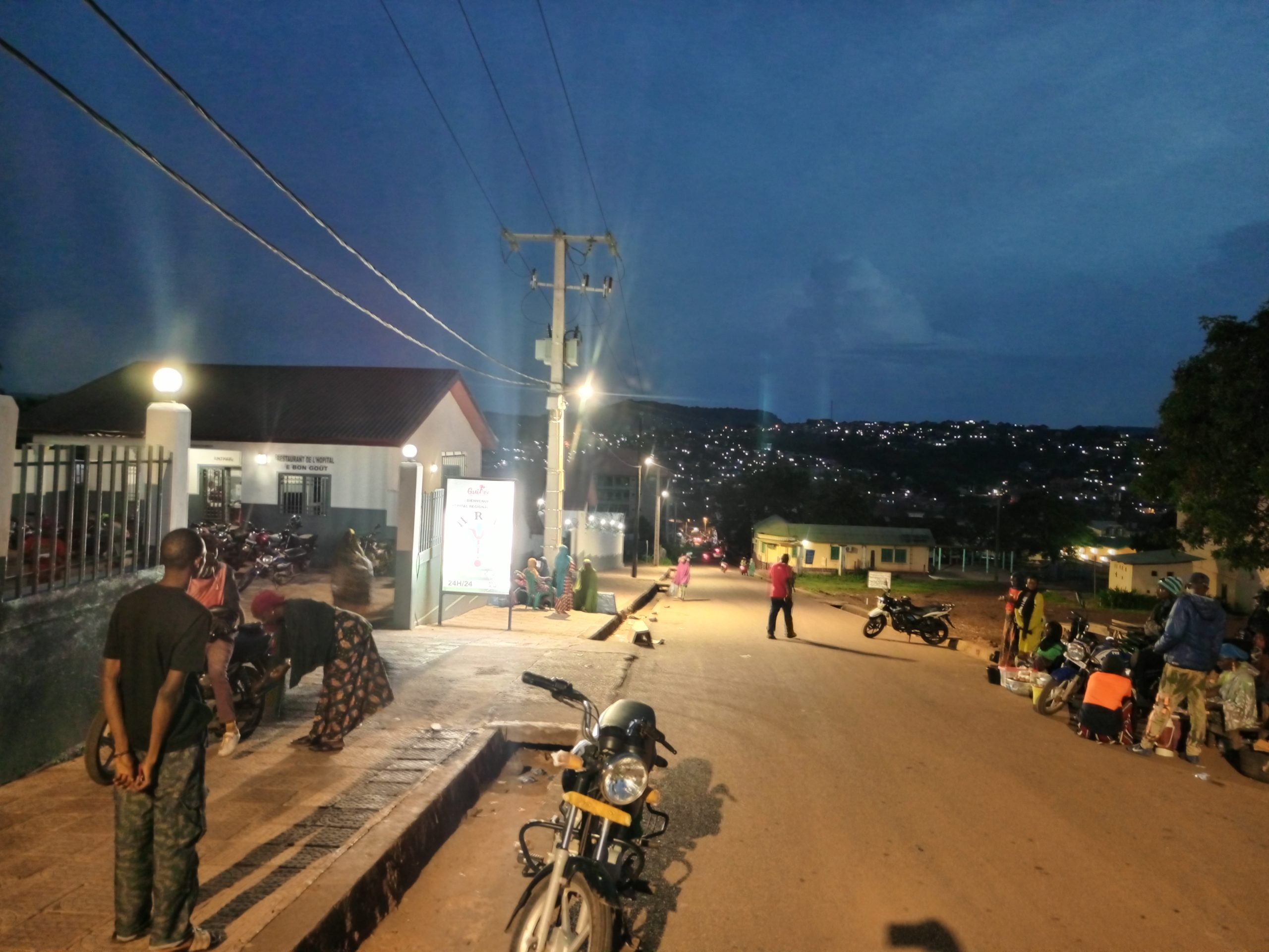 Mamou : un pick-up de la gendarmerie fauche plusieurs motards, bilan deux morts