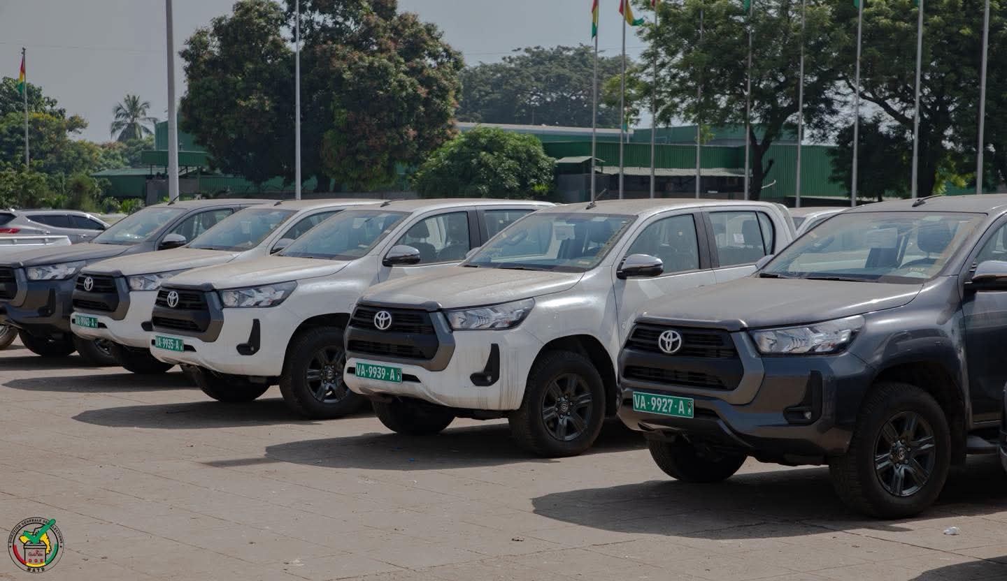 Présidentielle 2025 : l’État dote les responsables locaux des élections de véhicules administratifs (VA)