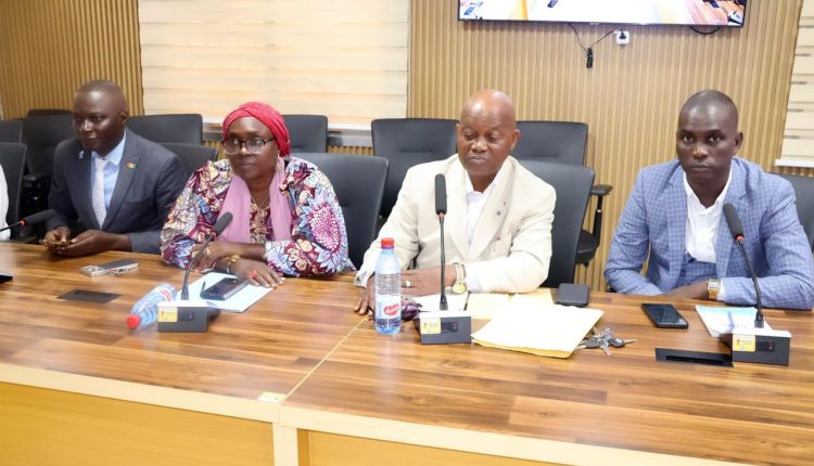 Menace de grève de l’intersyndicale : le gouvernement réagit par un appel au dialogue