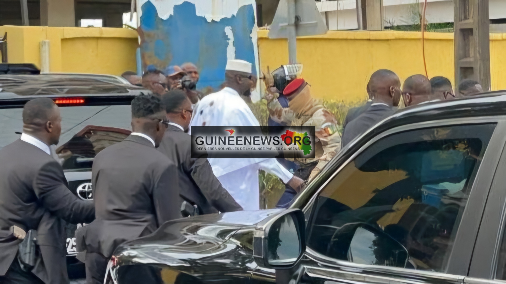 Candidature du Gal Doumbouya : voici ce que disent des citoyens de la capitale (micro trottoir)