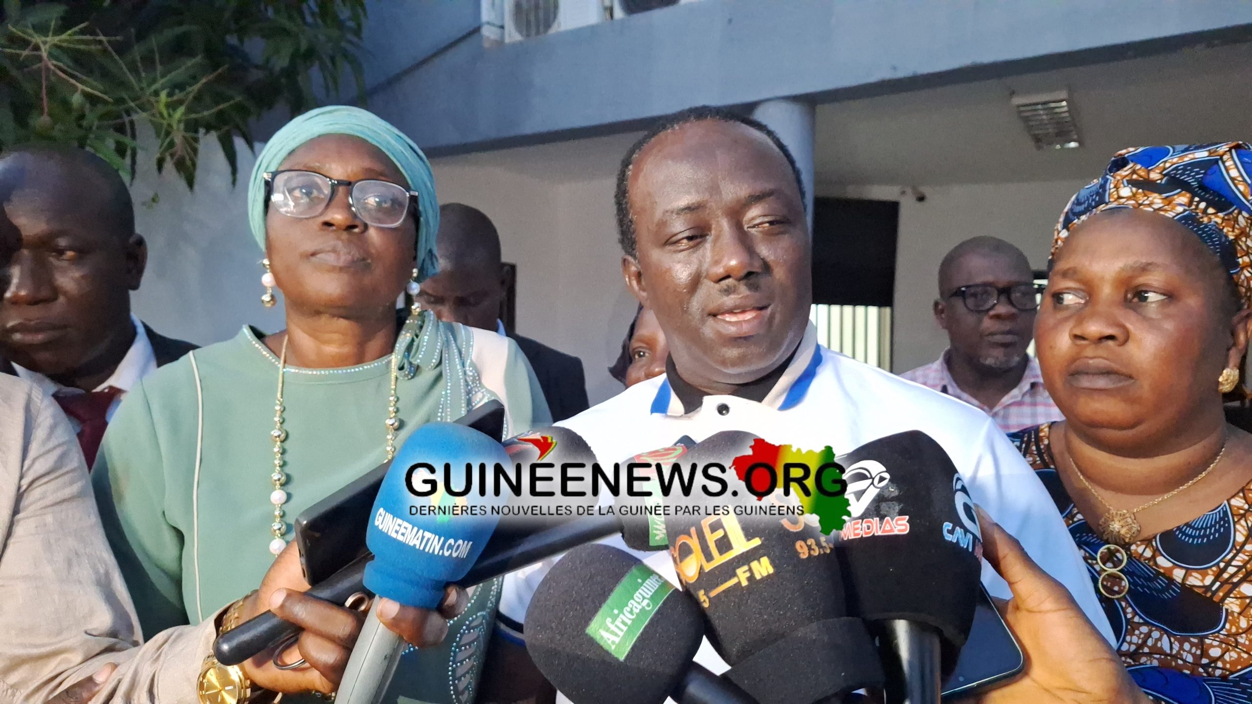 Statut particulier des enseignants : l’intersyndicale met la pression et fixe un ultimatum au gouvernement