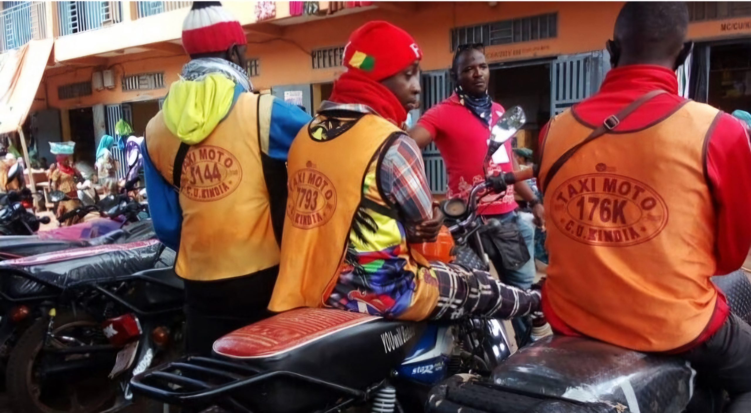 Permis moto à 800 000 GNF : très remontés, les conducteurs de Kamsar demandent un sursis