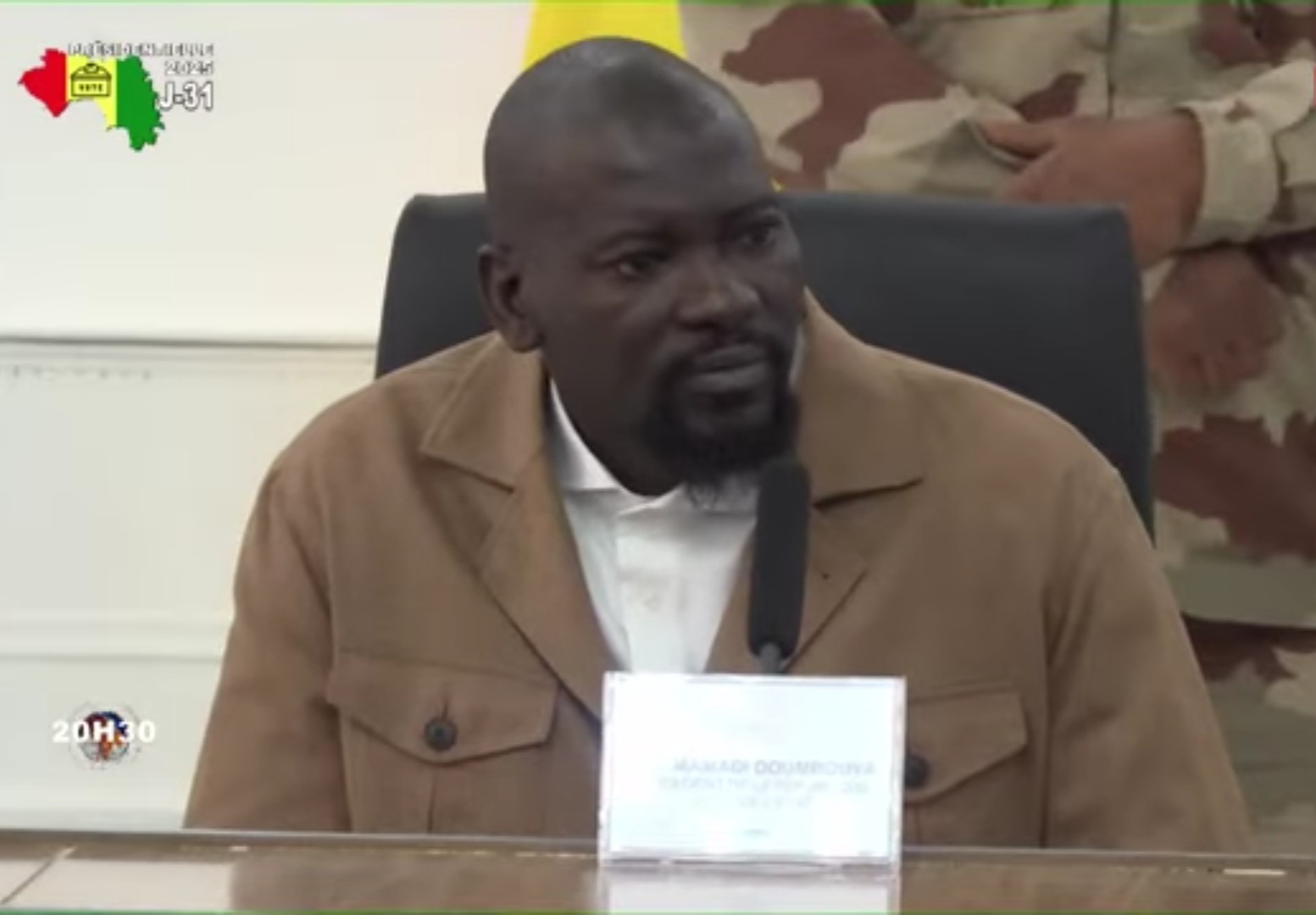 Gal. Doumbouya : « je ne permettrai à personne de nous ramener en arrière »