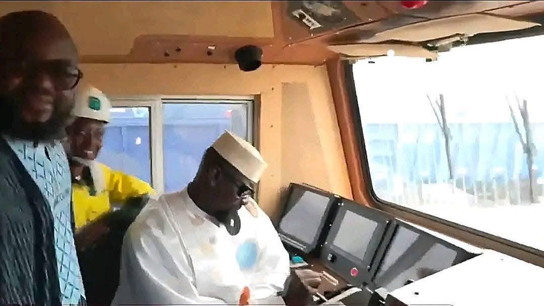 Simandou : la Guinée lance officiellement l’exploitation du plus grand gisement de fer du monde