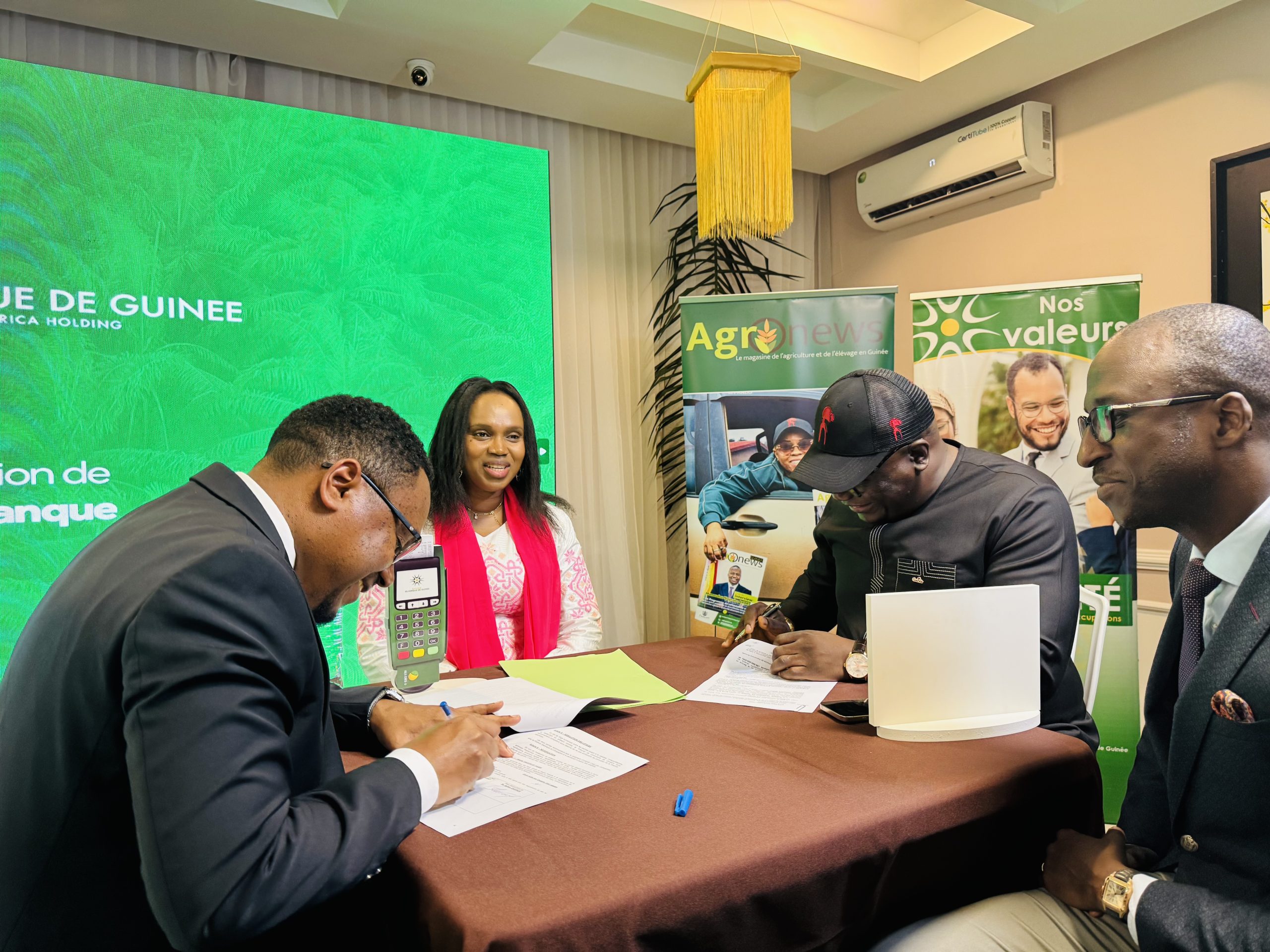 Agro-industrie: La SOGUIPAH et la Banque Islamique de Guinée signe un partenariat stratégique