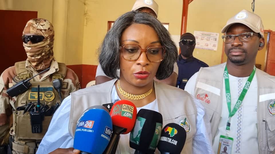 Résultats provisoires partiels de la présidentielle en Guinée : Mamadi Doumbouya largement en tête à Conakry