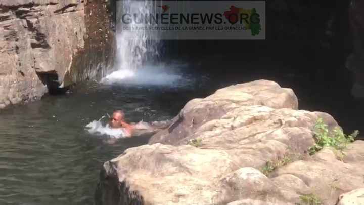 Une oasis au cœur de la nature à Lélouma : la piscine naturelle aux eaux vivantes de Diidi Nahi