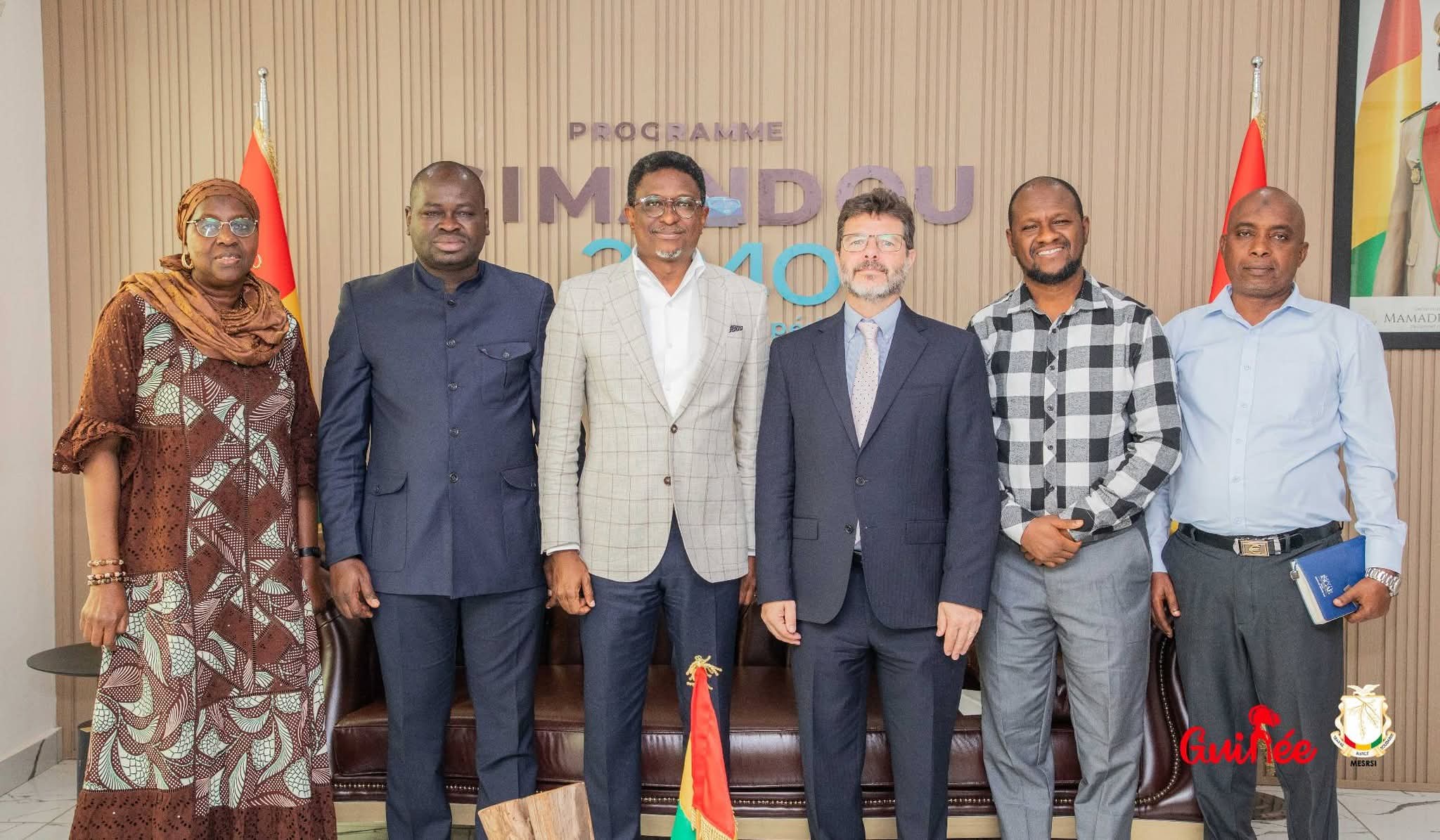 Université : Conakry et Londres misent sur l’anglais pour ouvrir les portes de l’excellence académique