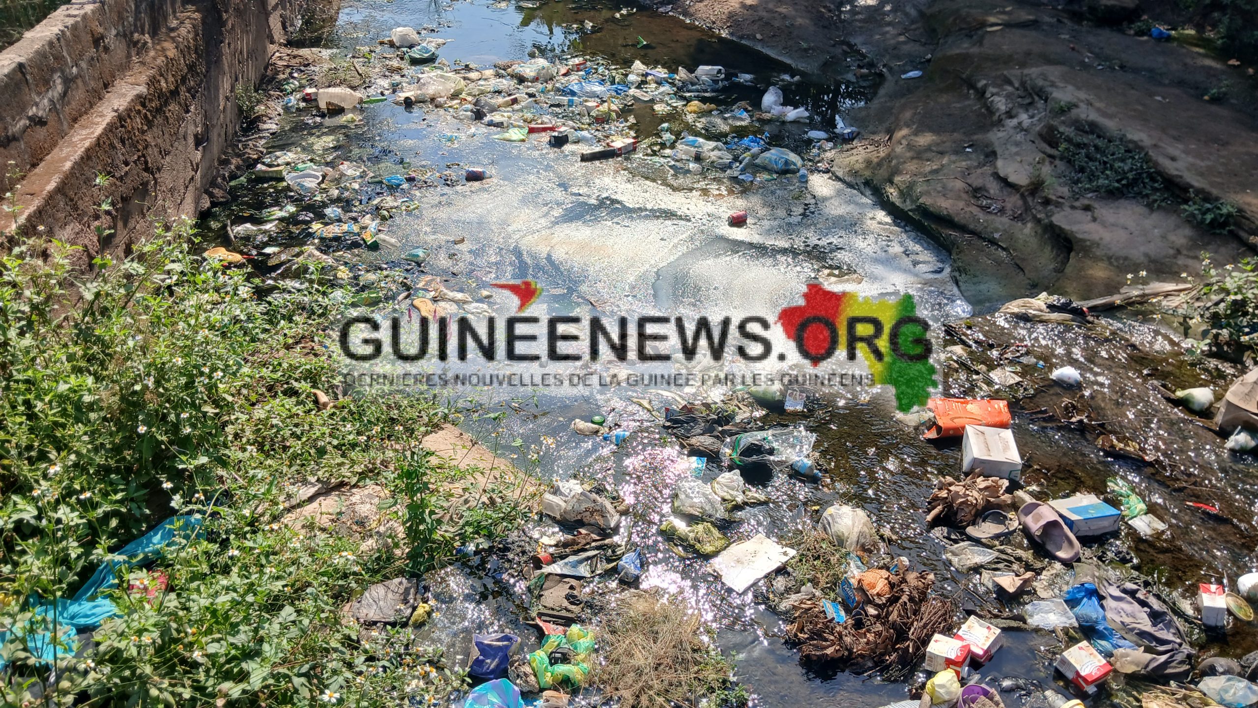 Kindia : la rivière Takhou, d’un trésor naturel à un cauchemar quotidien