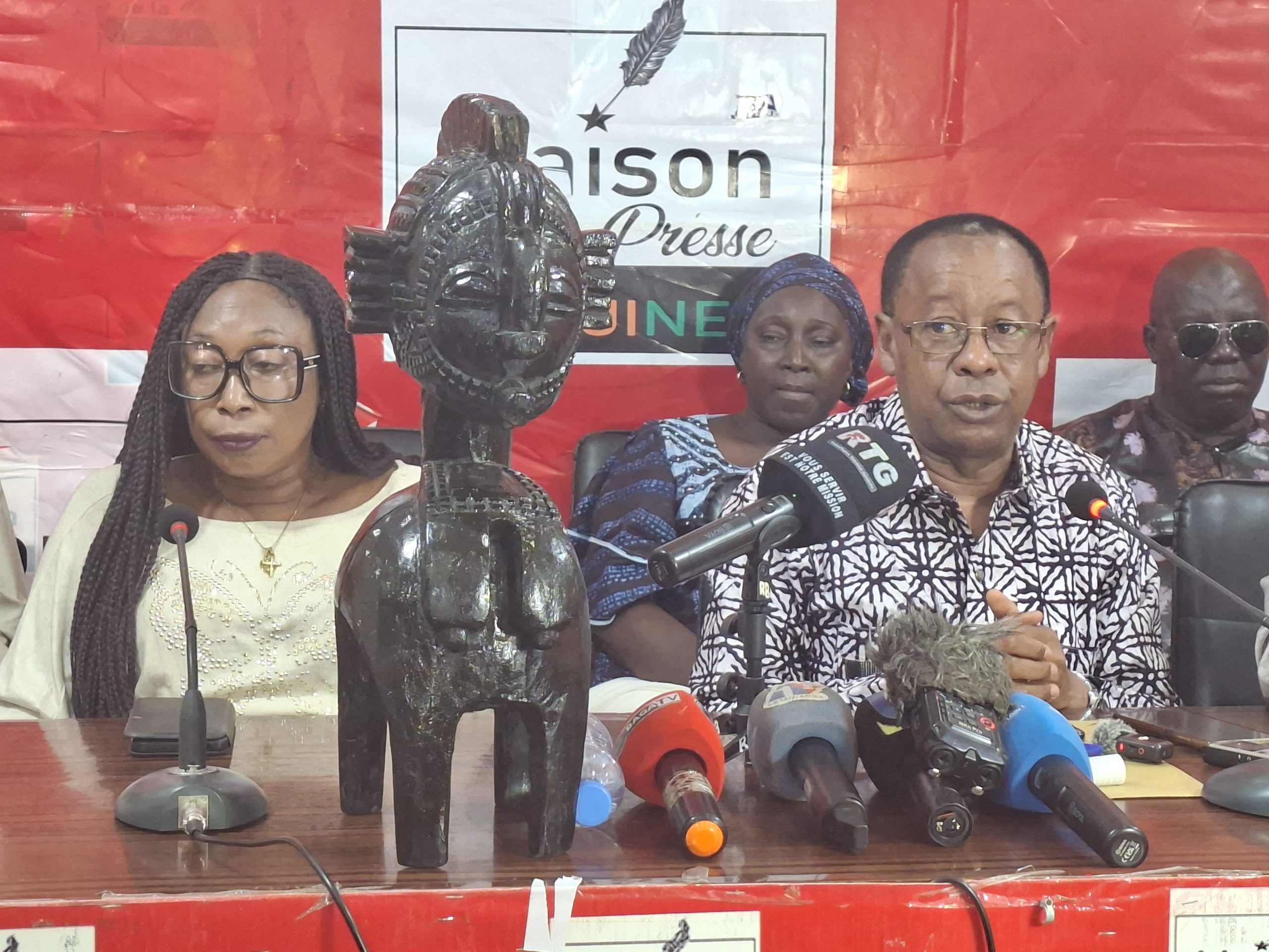 Culture et environnement : Le masque D’mba au cœur de la 8ème édition du Fest’arts à Kamsar