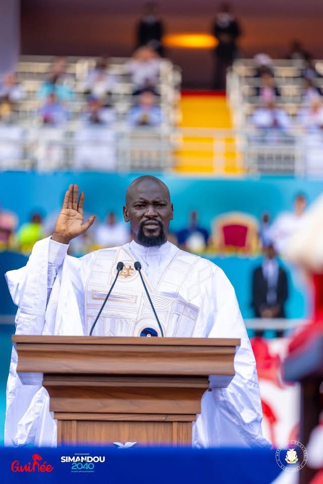 Sous un ciel de fête, l’investiture de Mamadi Doumbouya ouvre une nouvelle séquence politique