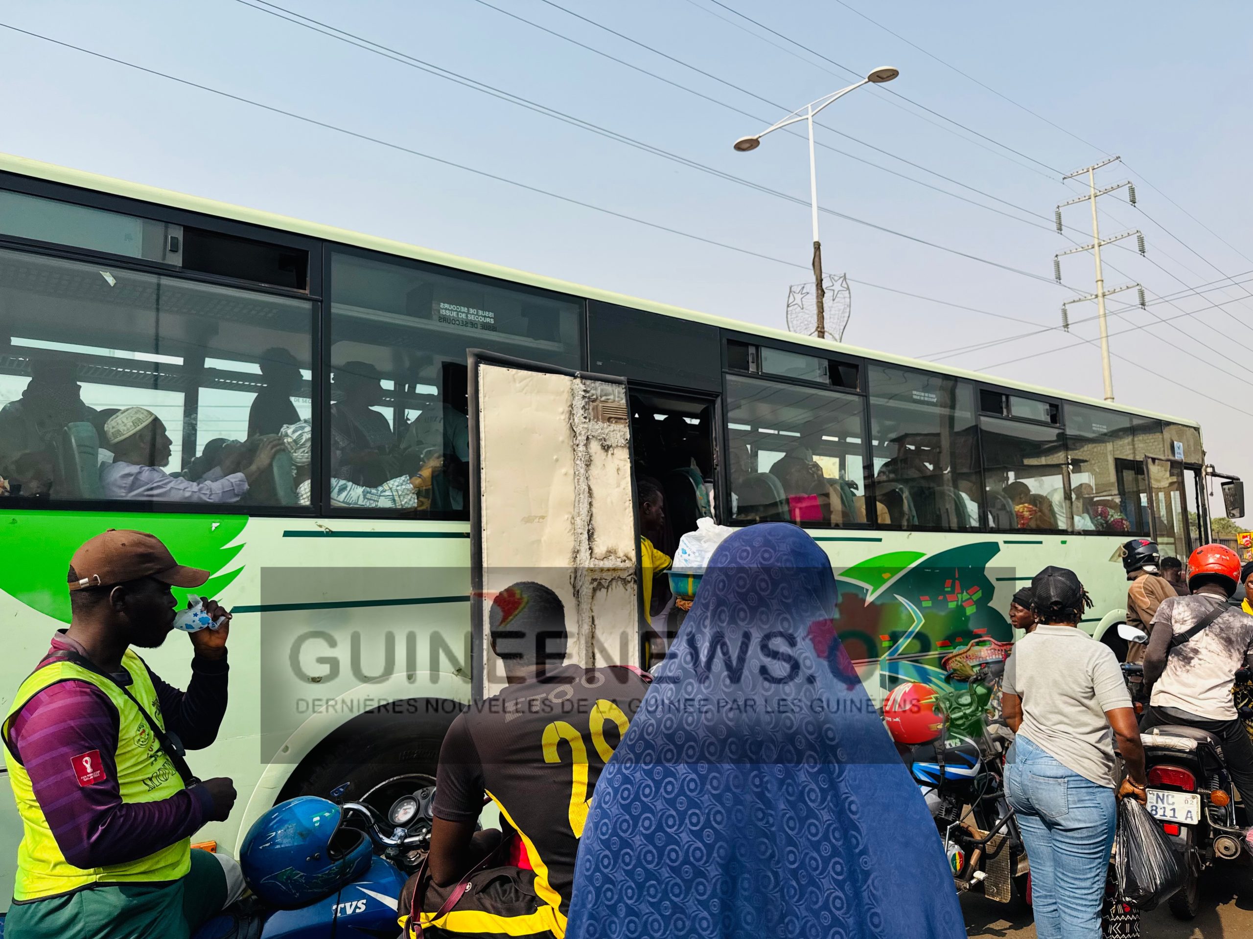 Transports en commun à Conakry : entre chaos routier, insécurité et système D