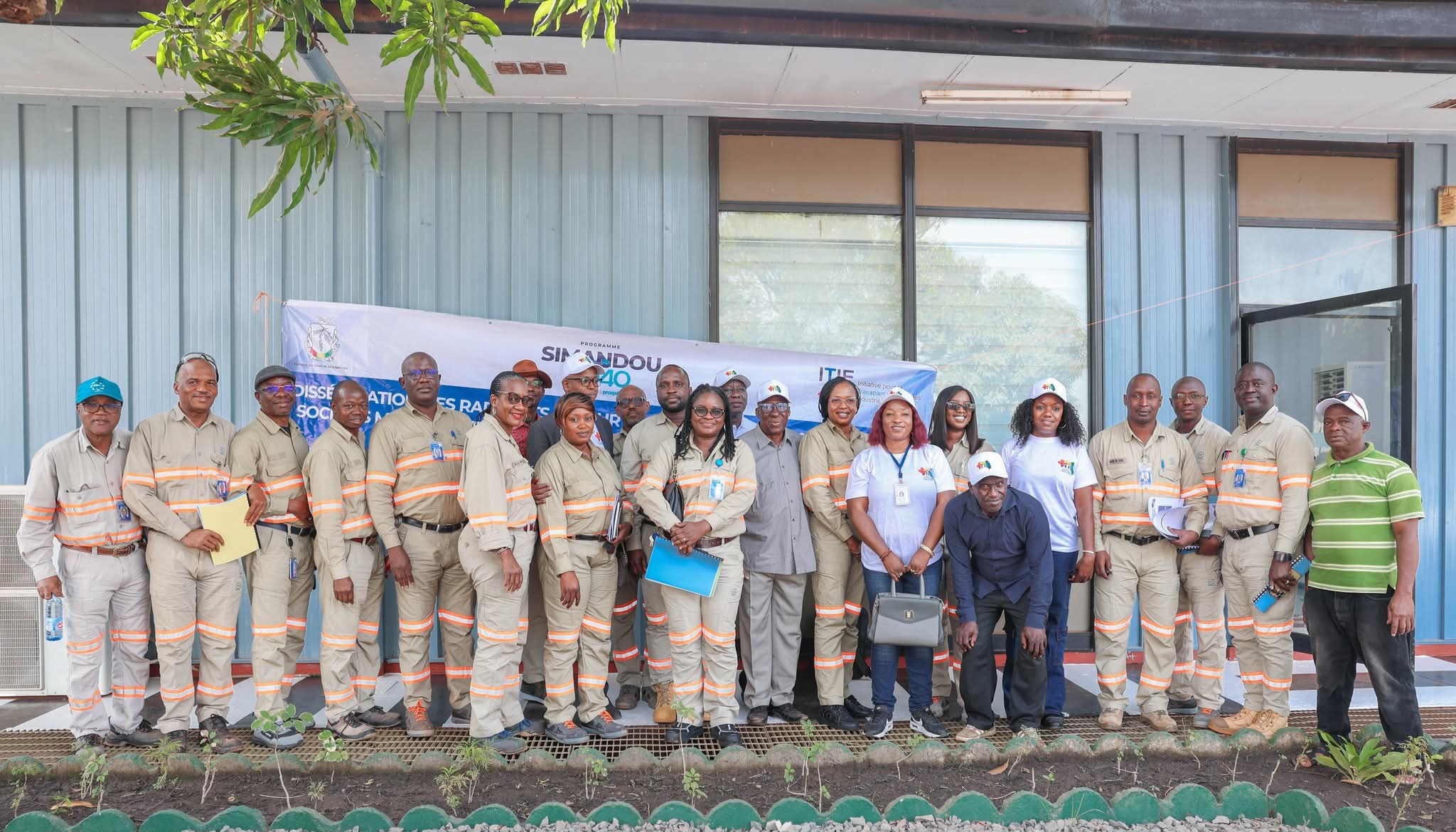 Kamsar : la CBG accueille une délégation de l’ITIE pour la présentation des rapports 2022 et 2023