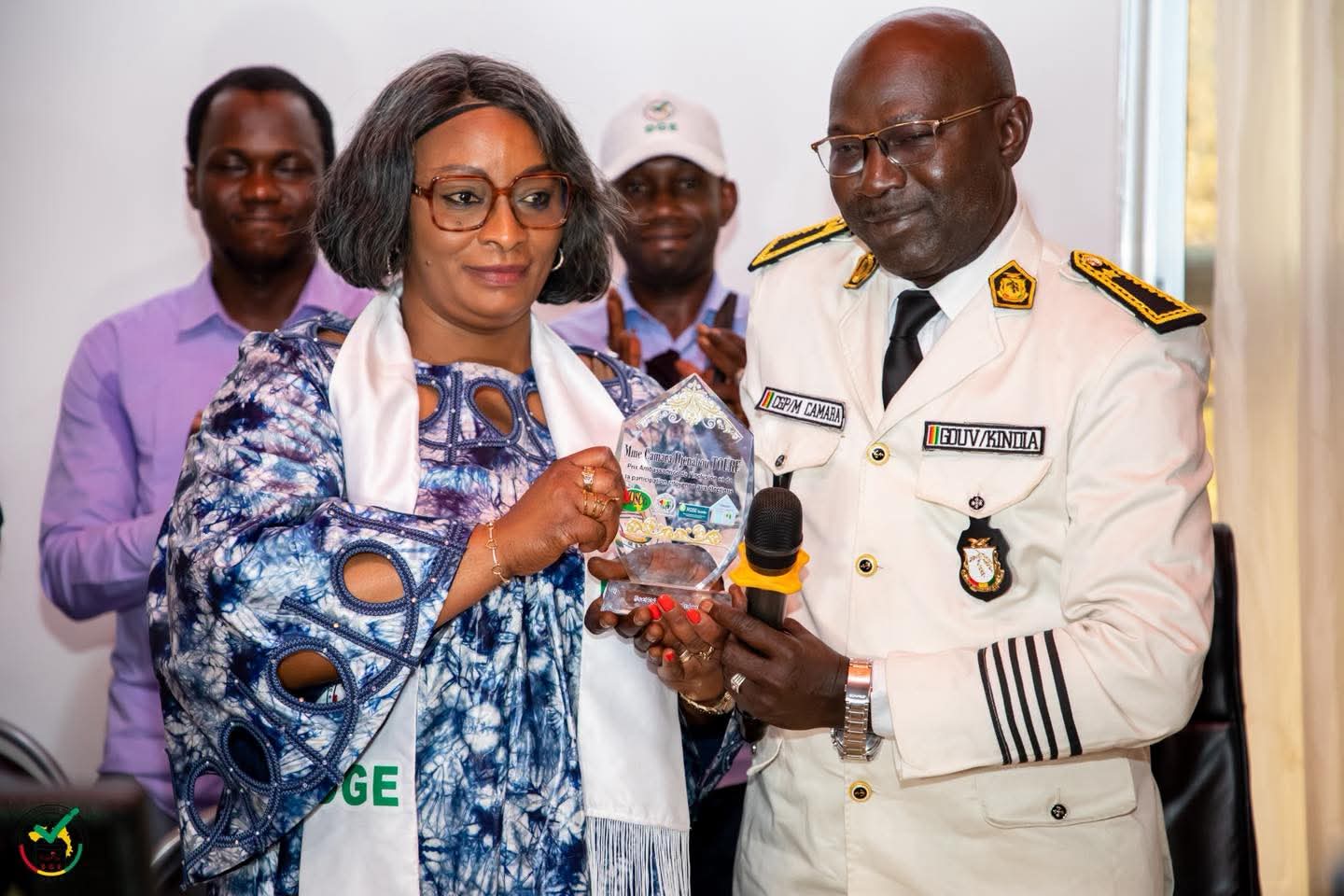 𝐑connaissanxe méritée à Mme Djénabou TOURÉ, Directrice Générale des Élections 