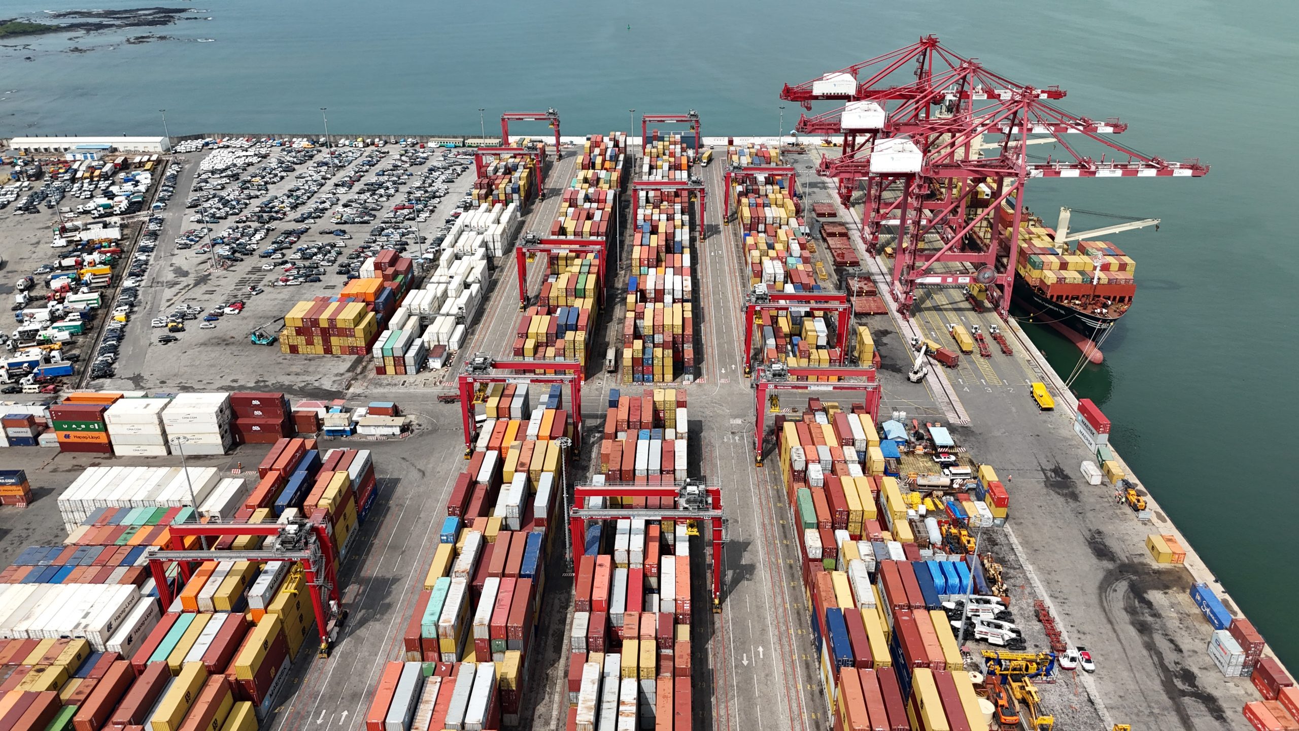 Opération : Conakry Terminal franchit le cap des 400 000 TEUs traités en un an