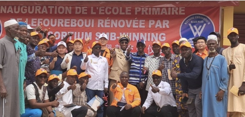 Kolaboui : l’école primaire du district Lefouréboui entièrement rénovée et équipée par le Consortium SMB-Winning 