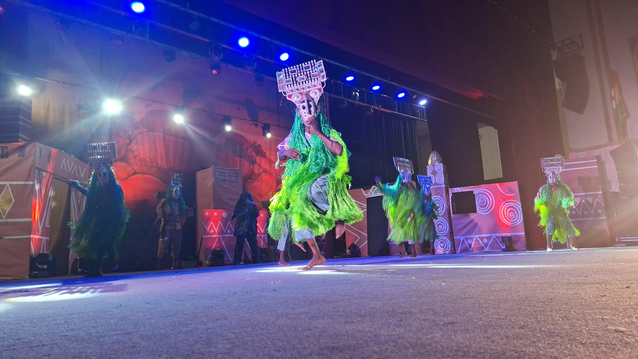 Renaissance culturelle : Les Ballets Africains de Guinée électrisent la scène avec « Mansa Moussa »