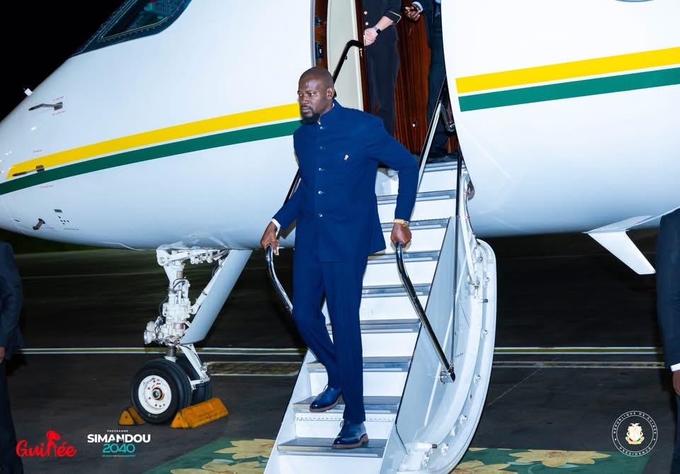 Guinée : Mamadi Doumbouya de retour à Conakry après plusieurs semaines d’absence