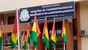 Sur la possibilité de candidature des membres des délégations spéciales, la DGE renvoie la décision à la Cour suprême