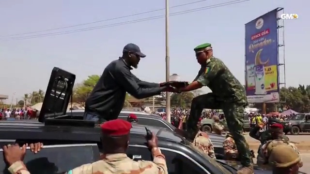 Frontière guinéo-libérienne : le président Doumbouya mobilise les troupes
