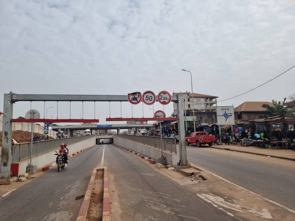 L’œil de Guinéenews : méconnaissance du code de la route ou simple bravade des règles de circulation ?