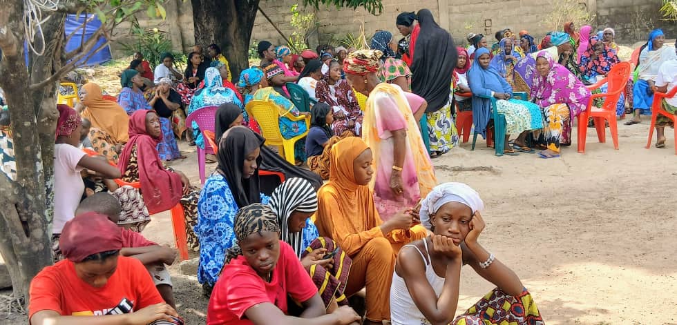Kissidougou : une lycéenne périt dans un accident causé par son propre voile