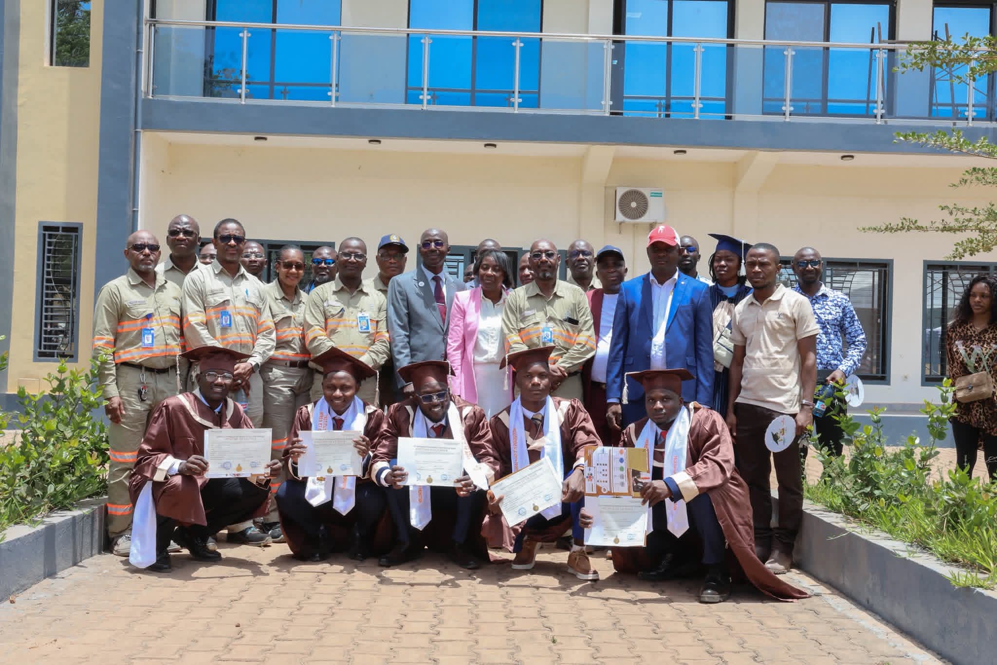 Boké : la CBG aux côtés des diplômés de la 60ᵉ promotion de l’ISMGB