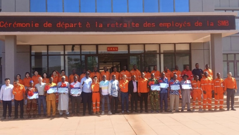 Mines/Boké : La SMB-Winning célèbre le départ à la retraite de huit (8) employés