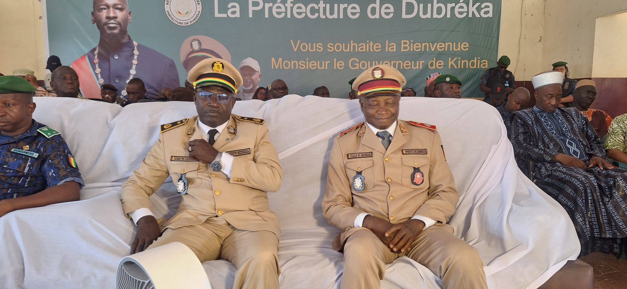 Dubreka : le gouverneur de la région administrative de Kindia lance des travaux d’infrastructures locales