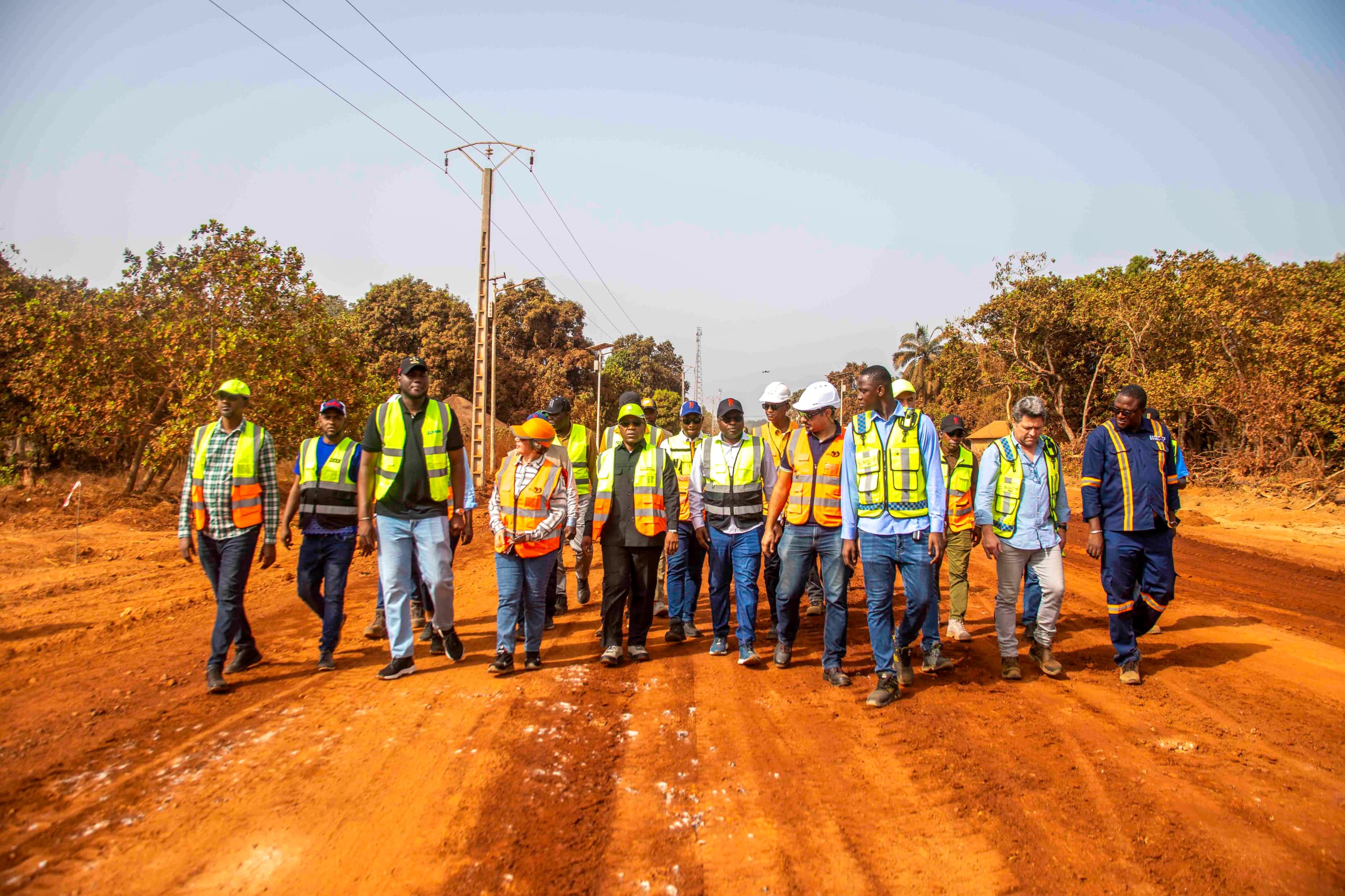 Infrastructures routières : en tournée de terrain, le Ministre Facinet Sylla accélère les chantiers stratégiques
