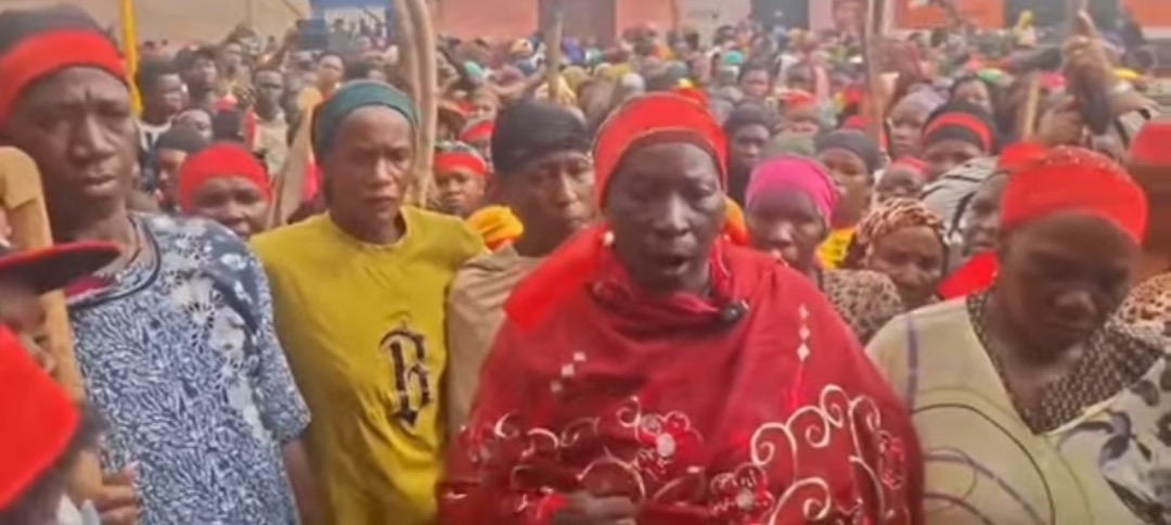 Siguiri : après un drame frontalier, les femmes de Sèkè Kolenda dans la rue pour dénoncer l’insécurité