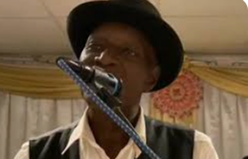 Page noire : une voix, un timbre particulier, Max Salam Camara « Cocorico « , s’en est allé