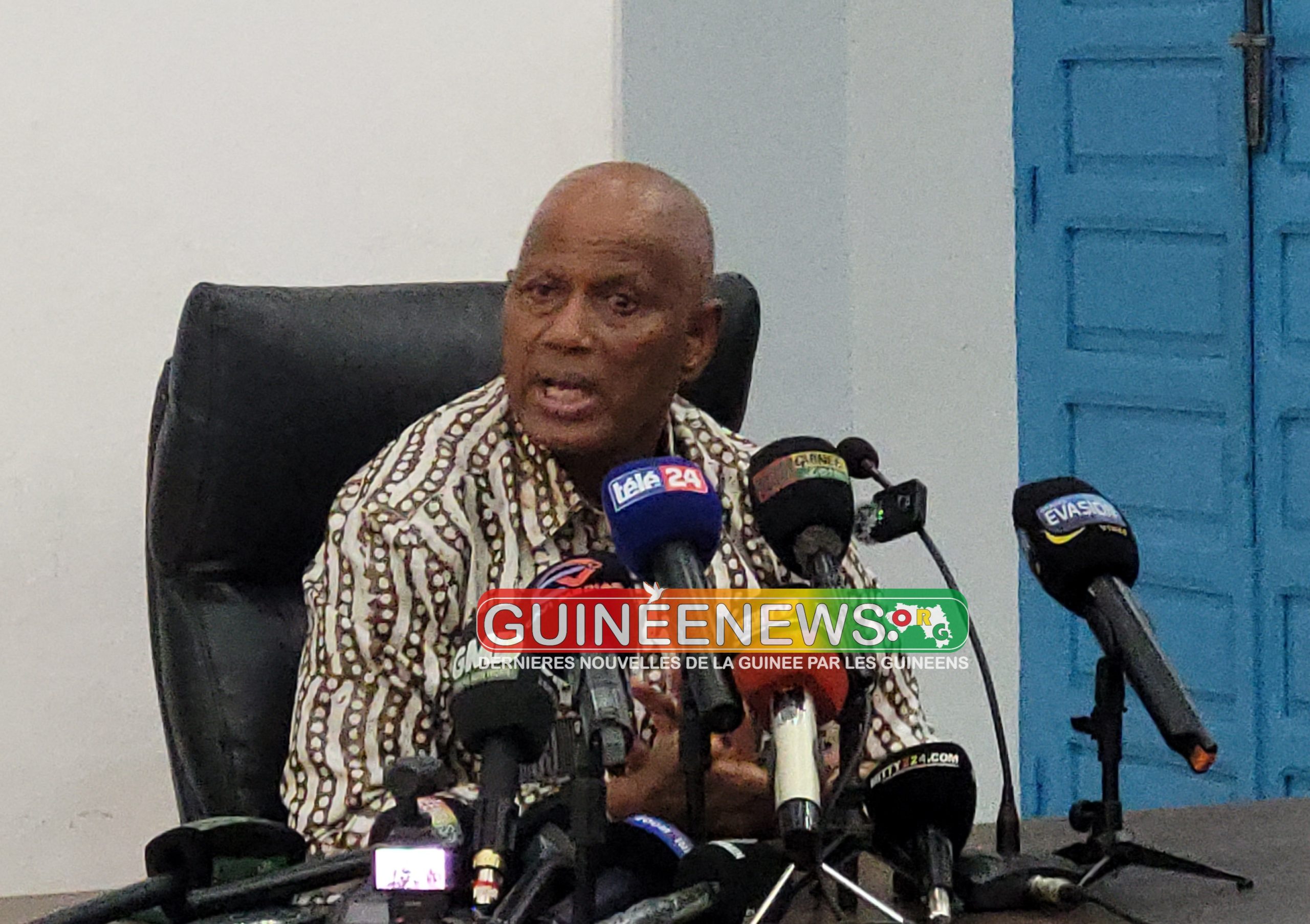 Campagne électorale en Guinée : la HAC fixe les règles du jeu pour les médias
