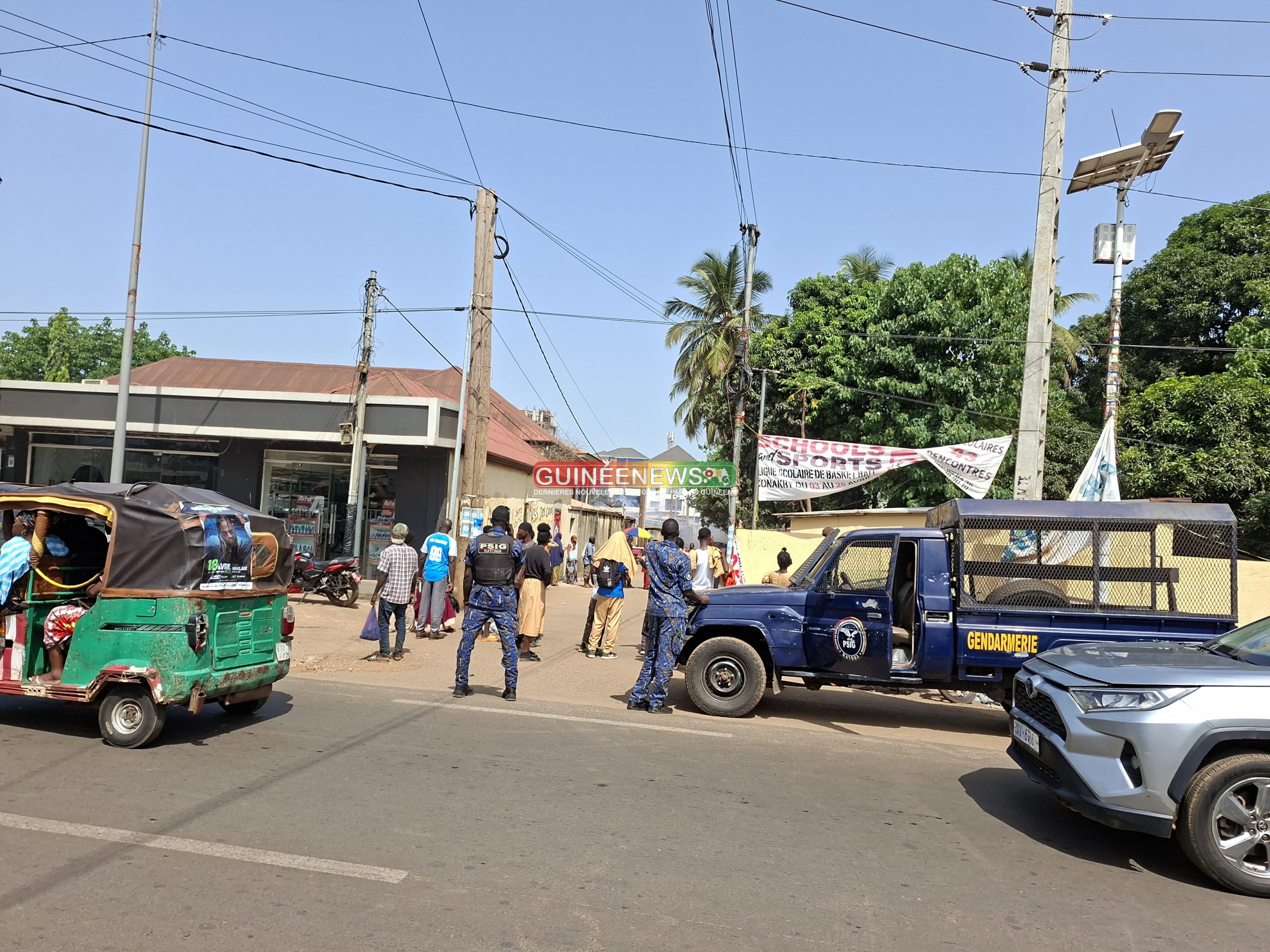 Ratoma : heurts entre élèves forces de l’ordre à Kipé, la circulation fortement perturbée