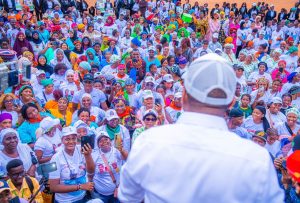 Législatives du 31 mai : Marée humaine à Sonfonia pour Dr Dansa Kourouma et l’alliance GMD-UMP