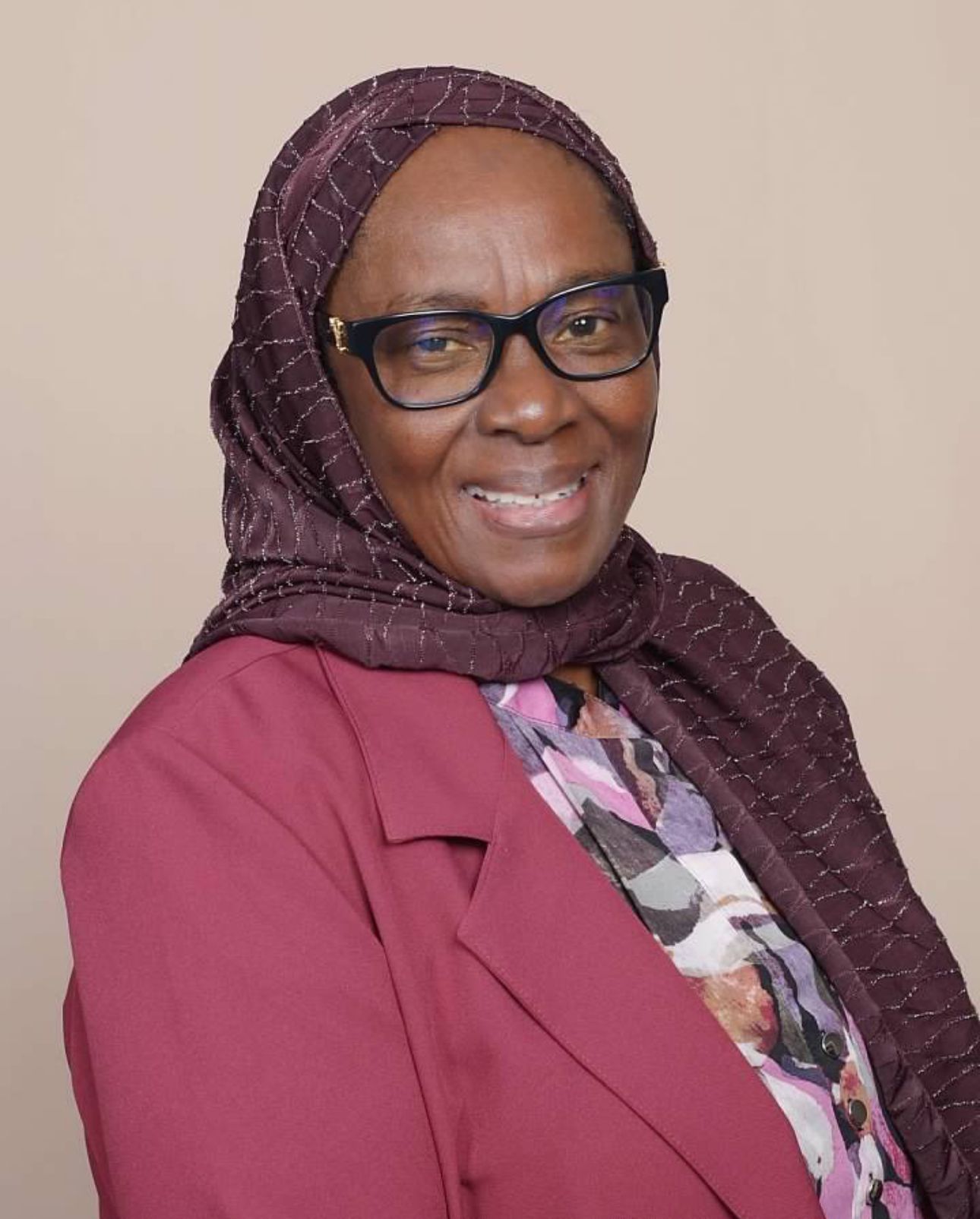 Que sont-ils devenus ? : ancienne présentatrice Radio Télé, riche parcours de Hadja Maimouna Diallo de la RTG